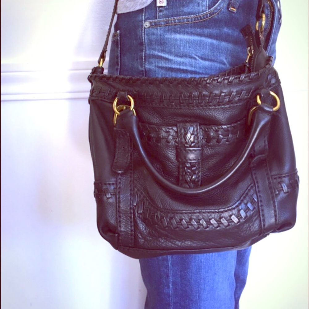Isabella foire cross body sold leather bag